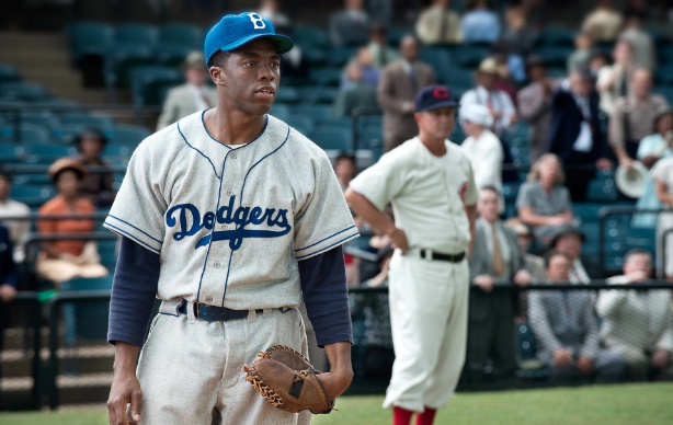 Old-Fashioned and Sentimental Jackie Robinson Bio-Picture <i><b>42</b></i> Effectively Pulls At The Heartstrings
