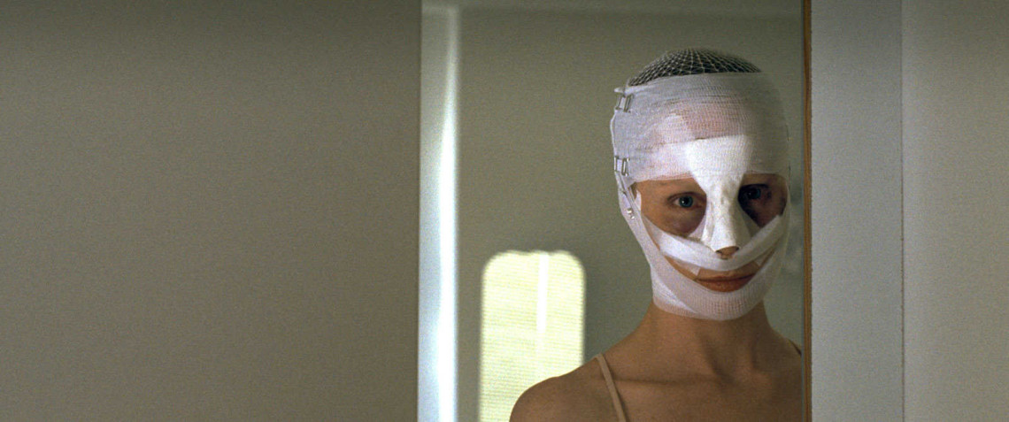 “Goodnight Mommy” Fails To Come Together As A Horror Film