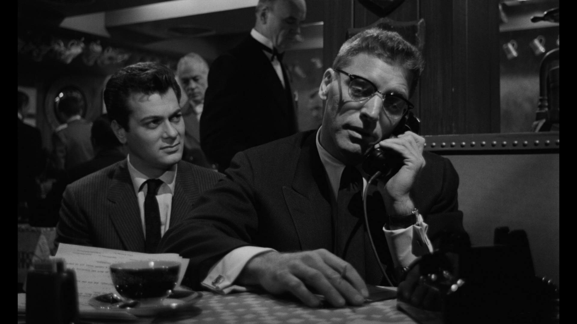 large_sweet_smell_of_success_blu-ray_5