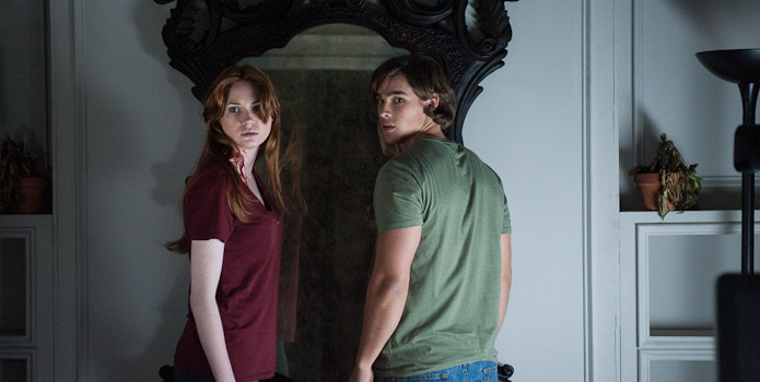 TIFF Review: ‘Oculus’ Is Scary Storytelling Gone Terribly Flat